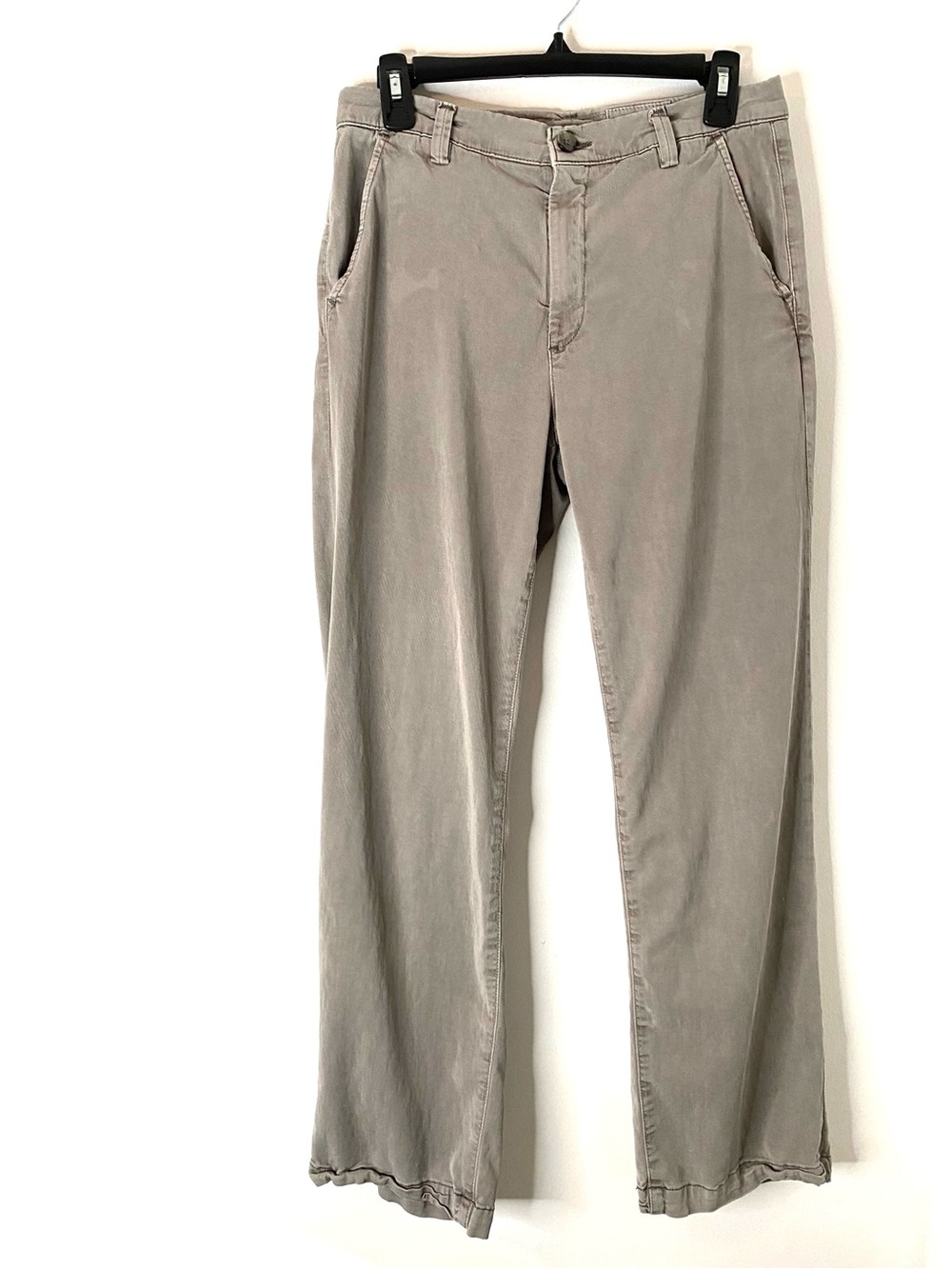 AG Adriano Goldschmied The Caden Grey Straight Relaxed Chino Pants